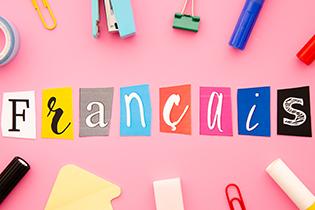 Francais lettering on pink background