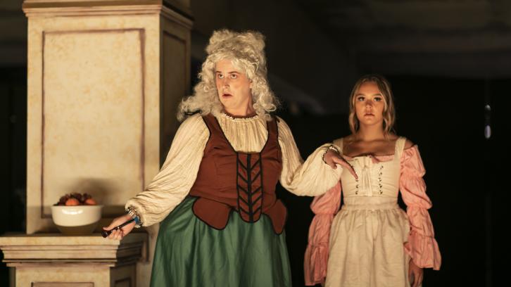 Nell Gwynn - Mama and Rose